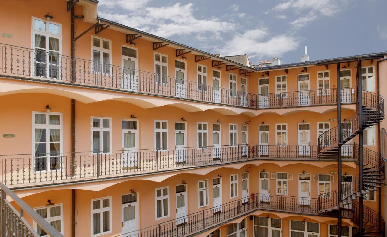 Hotel Patio Praga Exterior foto