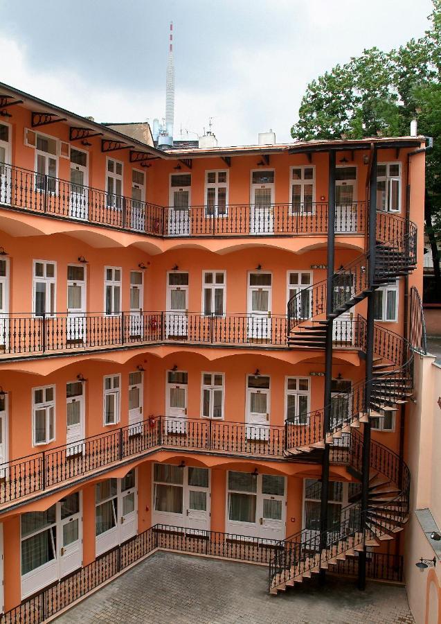 Hotel Patio Praga Exterior foto